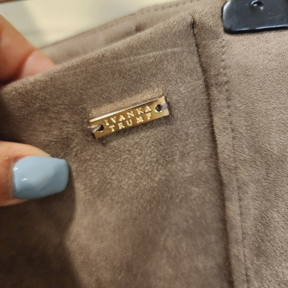 IVANKA TRUMP Women's Faux Suede Tan Pull On Slim Fit Strechy Pants Size S - Picture 8 of 11